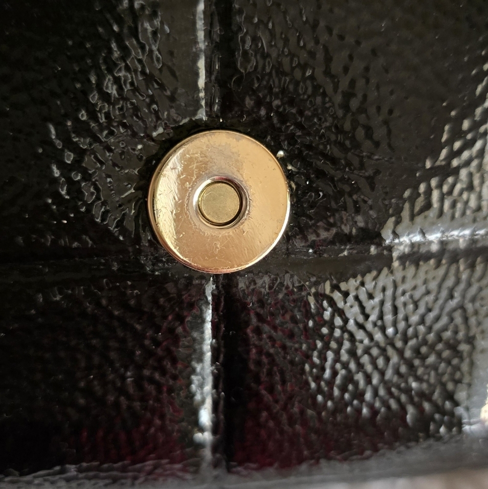 Tory Burch Marion Crossbody/Clutch Glossy Patent Purse - Picture 12 of 16